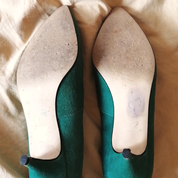 80's green suede kitten heels - Picture 5 of 6